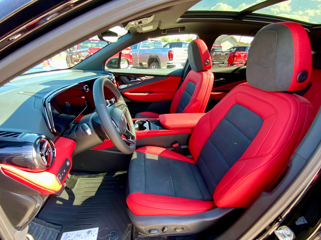 Thumbnail: 2025 Chevrolet Blazer EV - 10