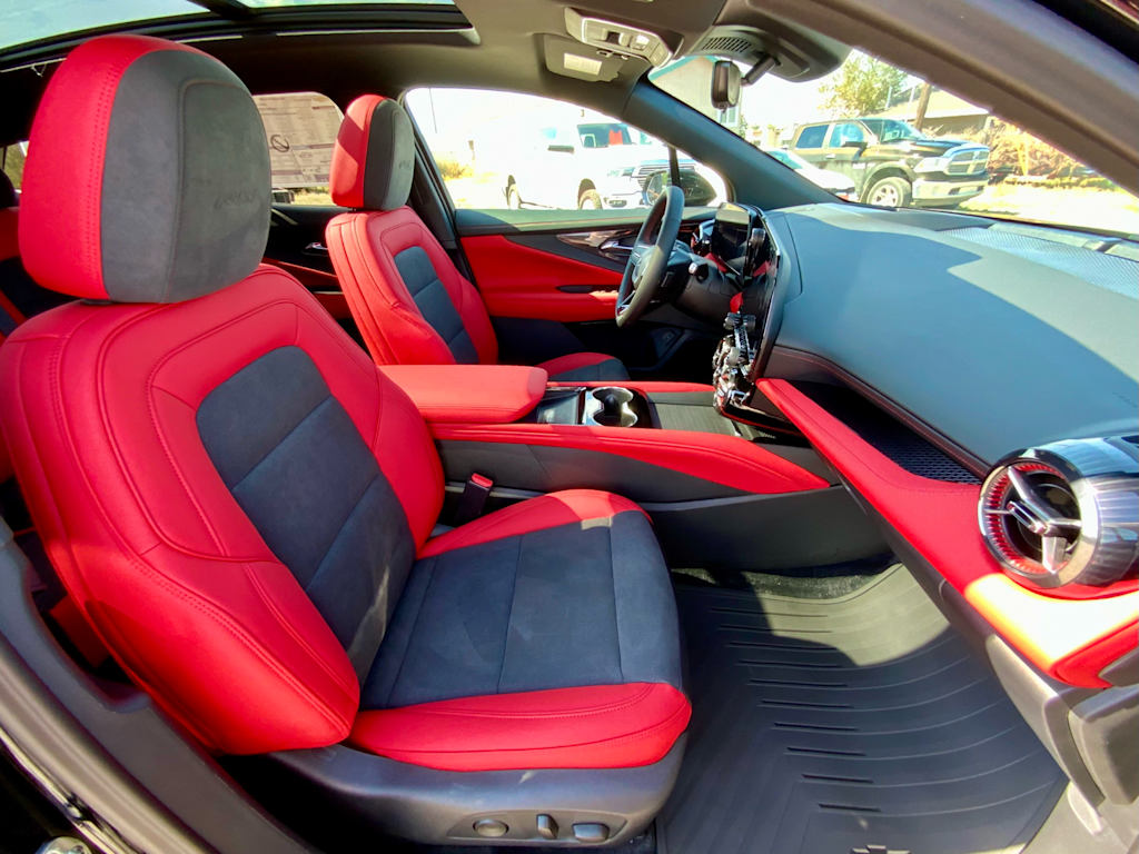 Thumbnail: 2025 Chevrolet Blazer EV - 11