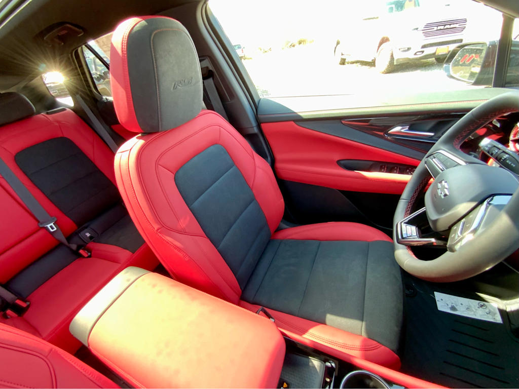 Thumbnail: 2025 Chevrolet Blazer EV - 36