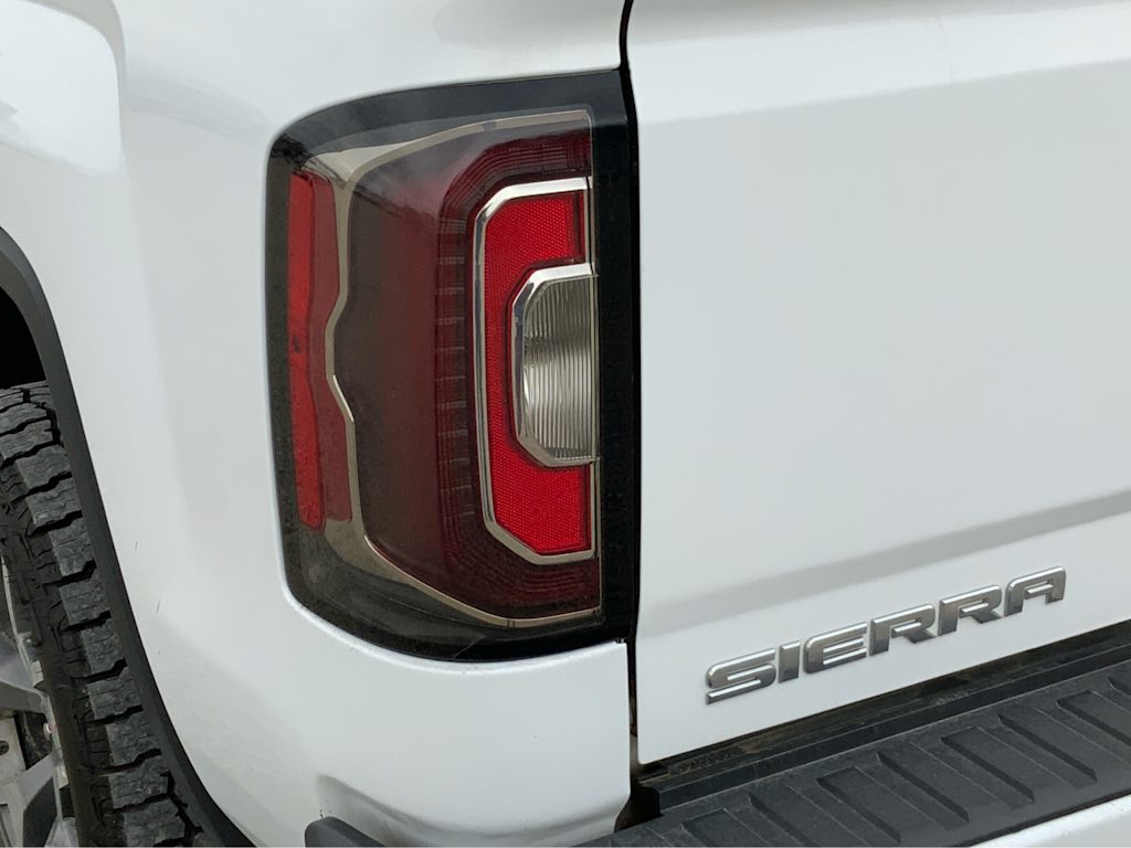 2018 GMC Sierra 1500 SLT 25