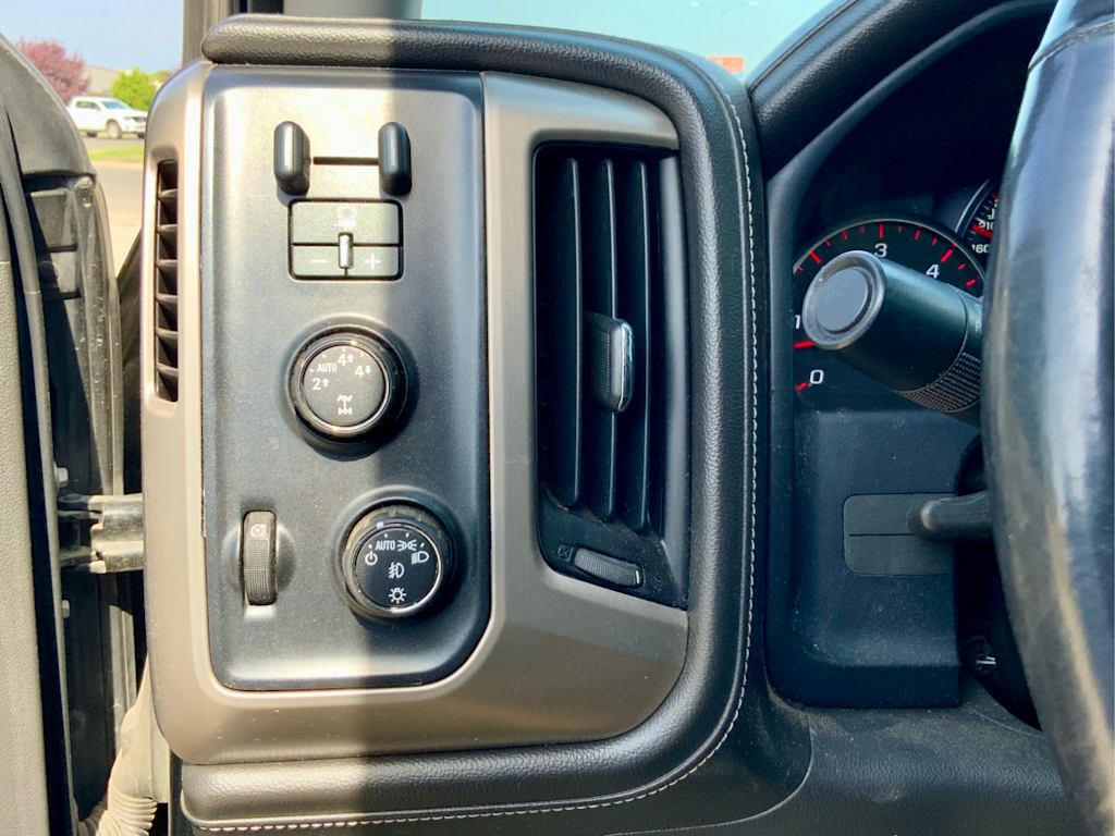 Thumbnail: 2016 GMC Sierra 1500 - 32