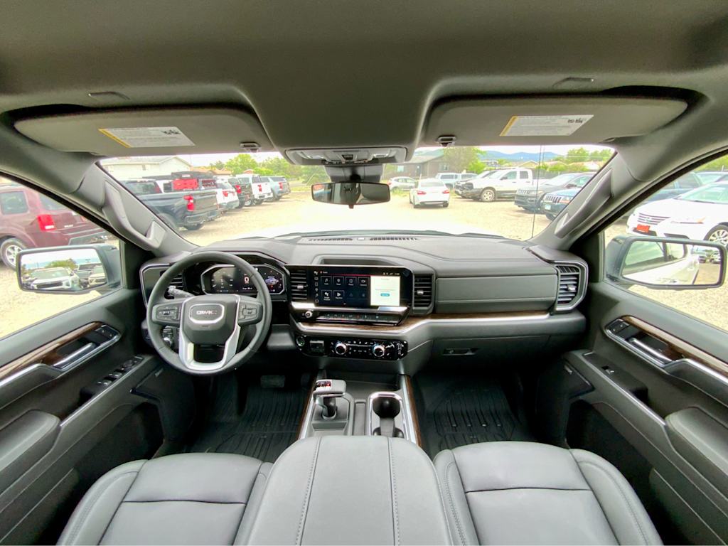 Thumbnail: 2026 GMC Sierra 1500 - 2