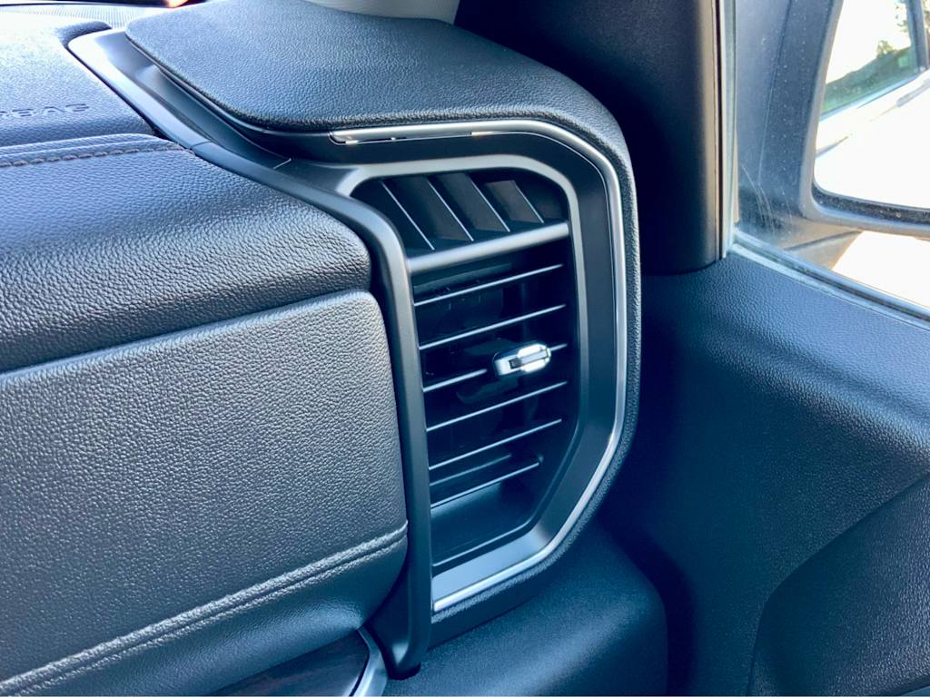 Thumbnail: 2023 GMC Sierra 1500 - 46