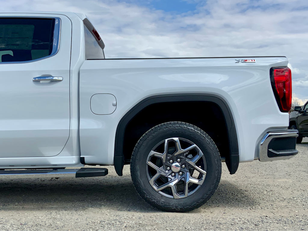 Thumbnail: 2026 GMC Sierra 1500 - 25