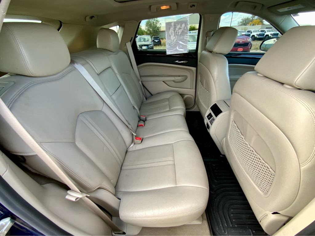 Thumbnail: 2010 Cadillac SRX - 30