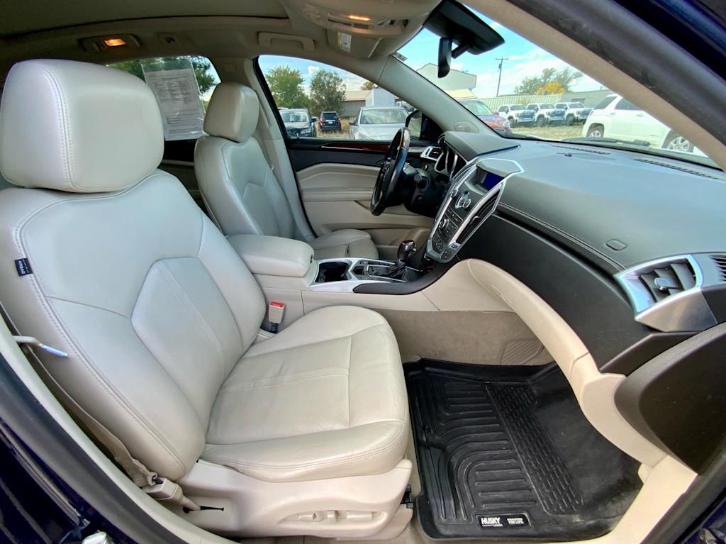 Thumbnail: 2010 Cadillac SRX - 12