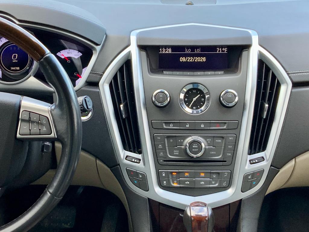 Thumbnail: 2010 Cadillac SRX - 16