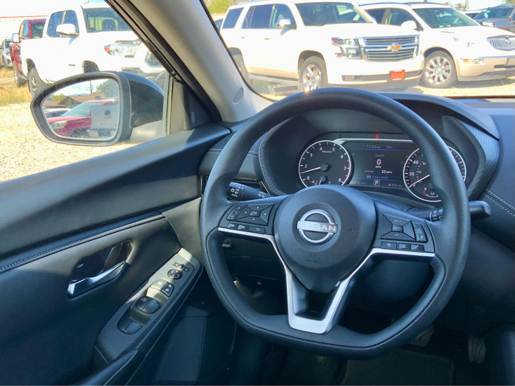 Thumbnail: 2024 Nissan Sentra - 13