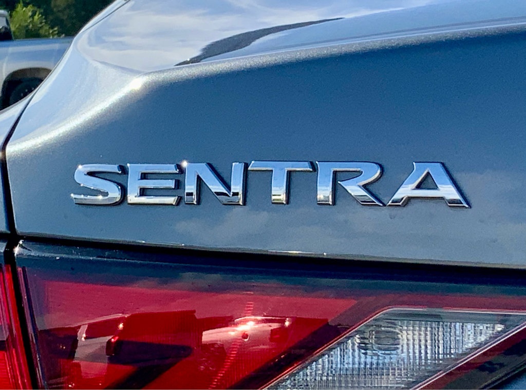 Thumbnail: 2025 Nissan Sentra - 27