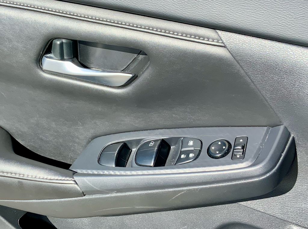 Thumbnail: 2025 Nissan Sentra - 37