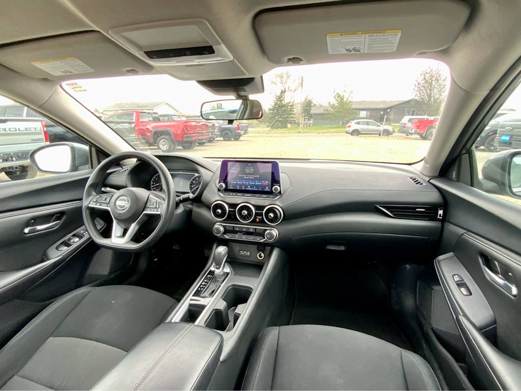 Thumbnail: 2023 Nissan Sentra - 13