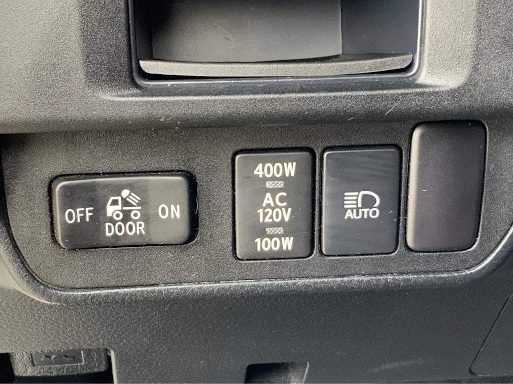 2018 Toyota Tacoma TRD Off-Road 47