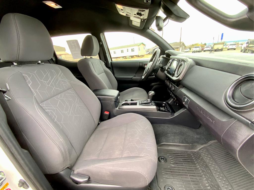 2018 Toyota Tacoma TRD Off-Road 11