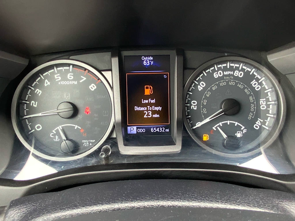 2018 Toyota Tacoma TRD Off-Road 17