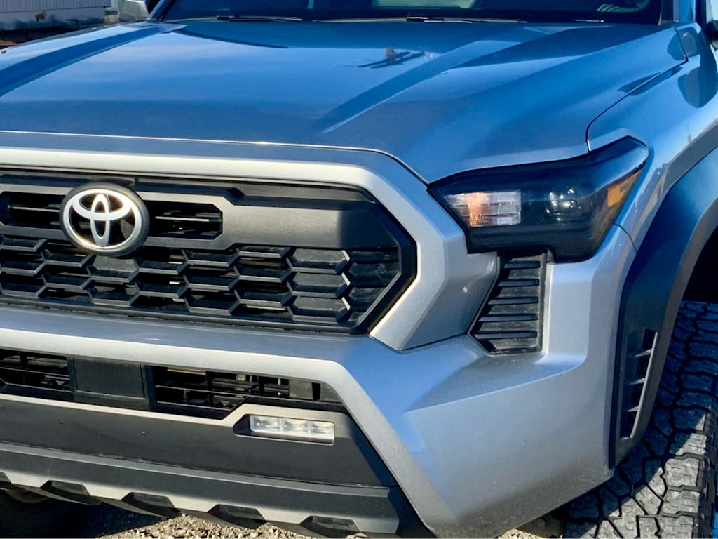 Thumbnail: 2024 Toyota Tacoma - 25