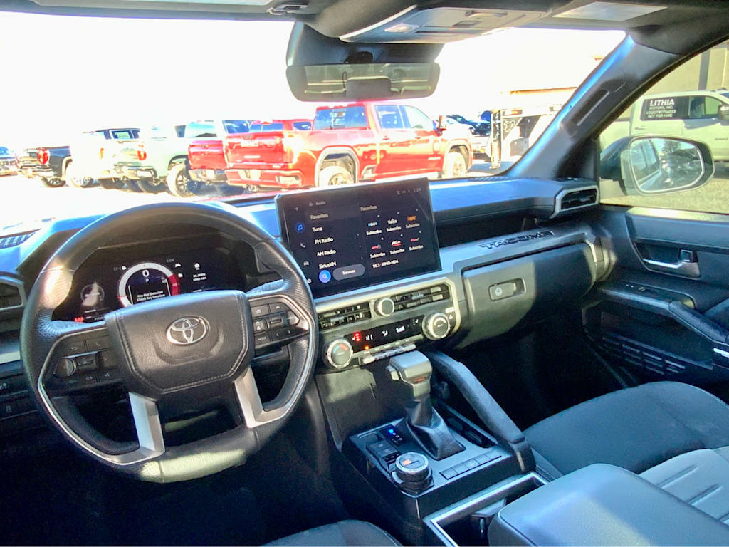 Thumbnail: 2024 Toyota Tacoma - 15