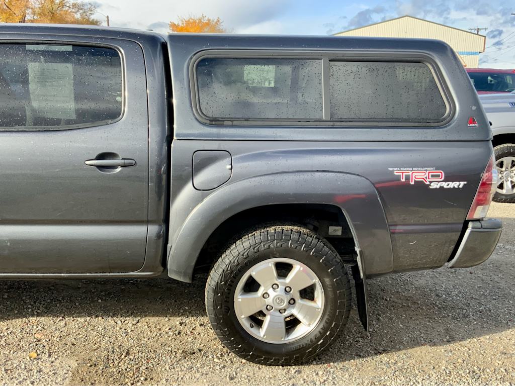 Thumbnail: 2011 Toyota Tacoma - 8