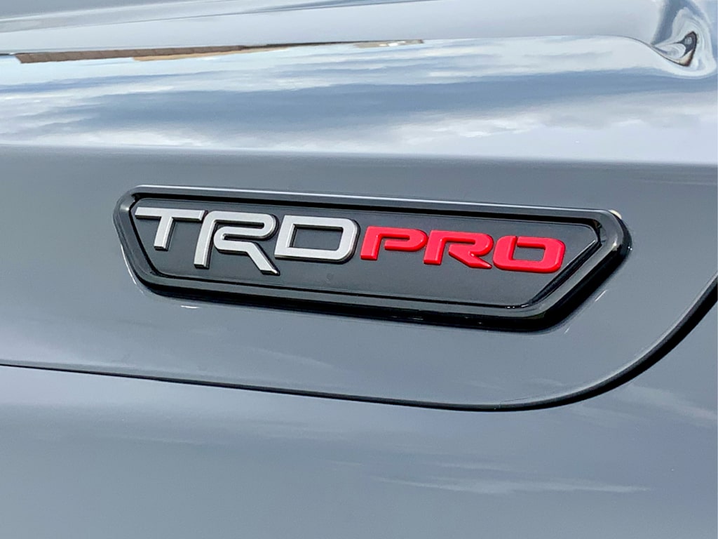 Thumbnail: 2024 Toyota Tacoma - 31