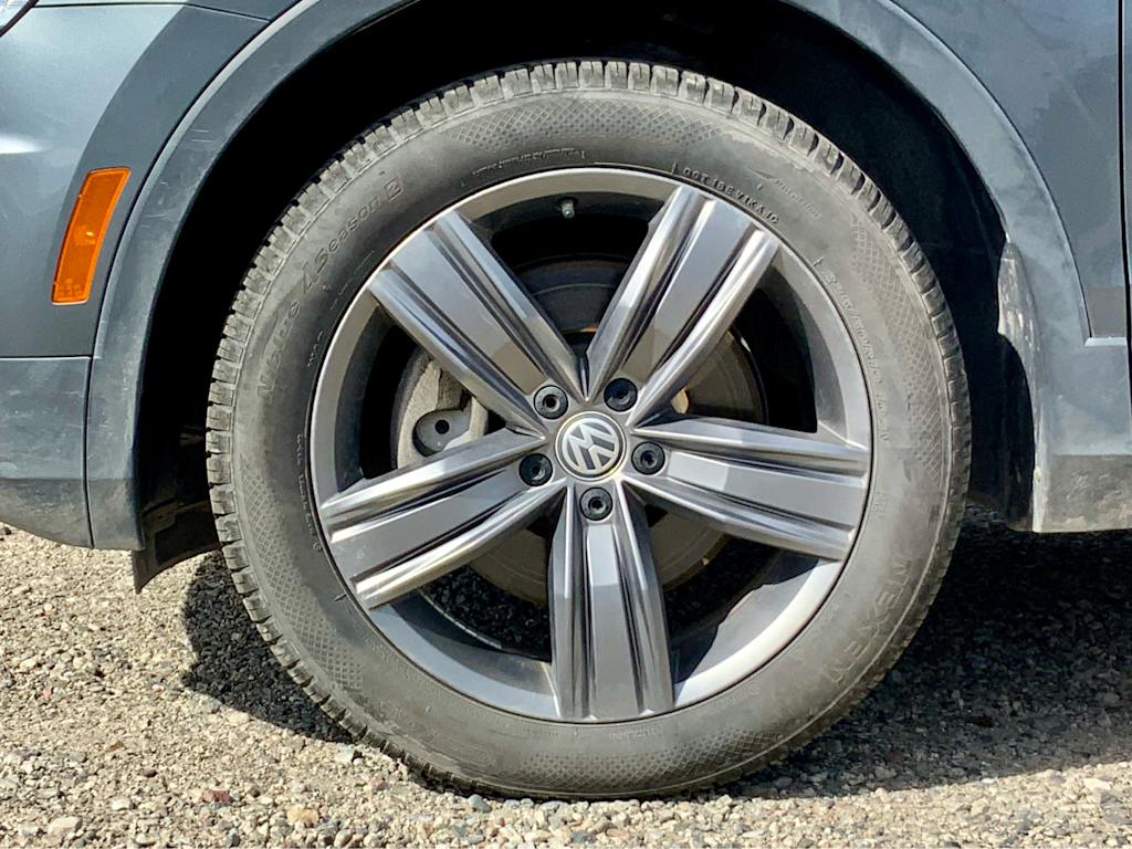 Thumbnail: 2020 Volkswagen Tiguan - 8