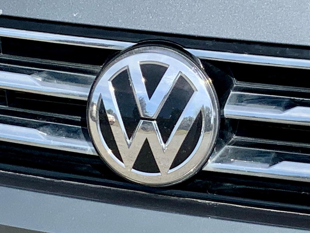 Thumbnail: 2020 Volkswagen Tiguan - 7