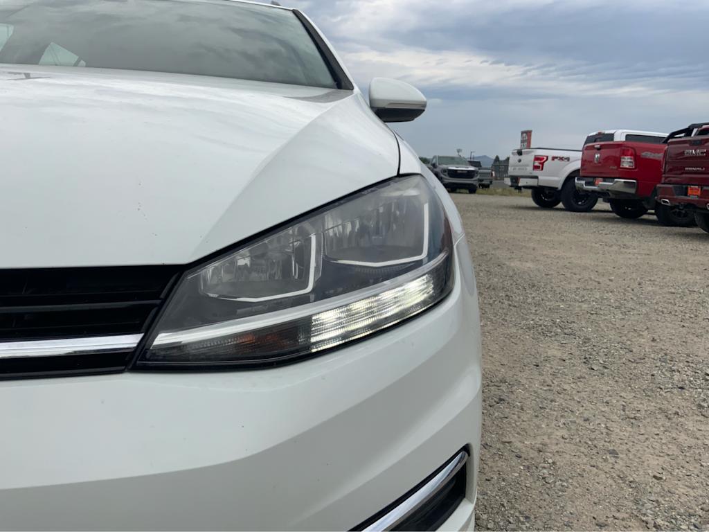 Thumbnail: 2019 Volkswagen Golf - 14