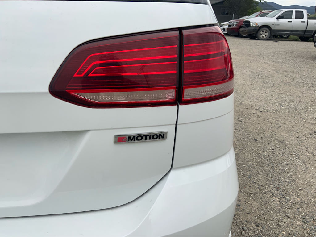Thumbnail: 2019 Volkswagen Golf - 16
