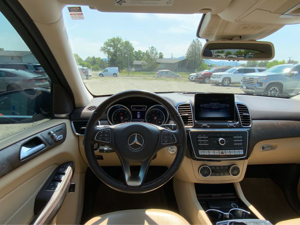 Thumbnail: 2018 Mercedes-Benz GLE - 9