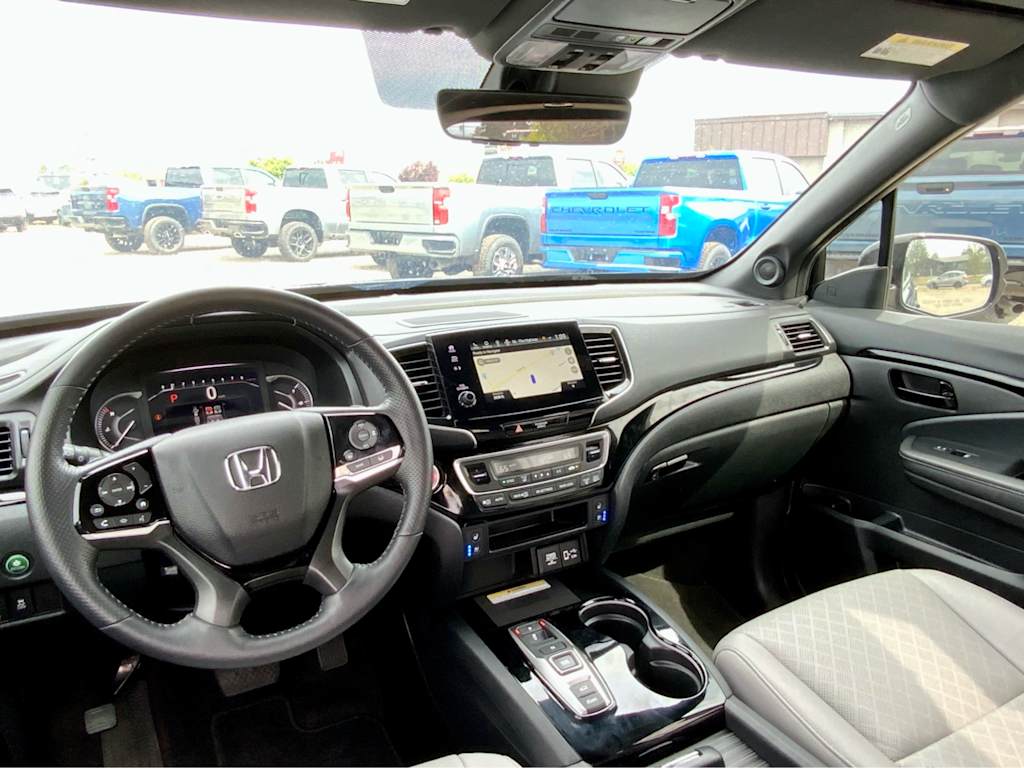 Thumbnail: 2022 Honda Passport - 14