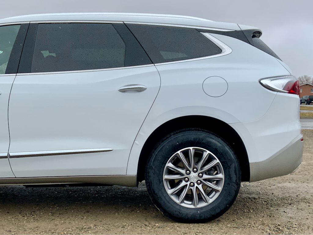 Thumbnail: 2022 Buick Enclave - 8