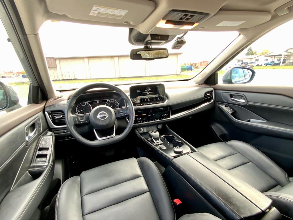 2023 Nissan Rogue SL 9