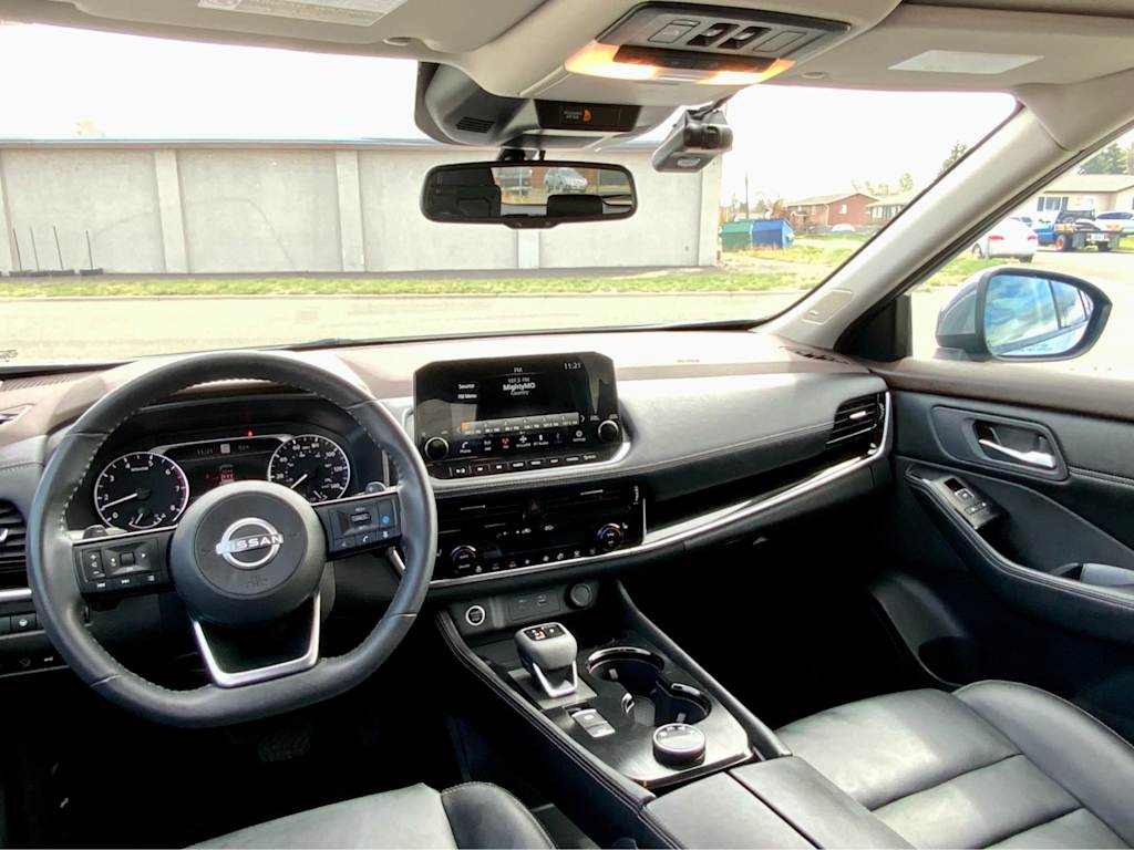 2023 Nissan Rogue SL 14