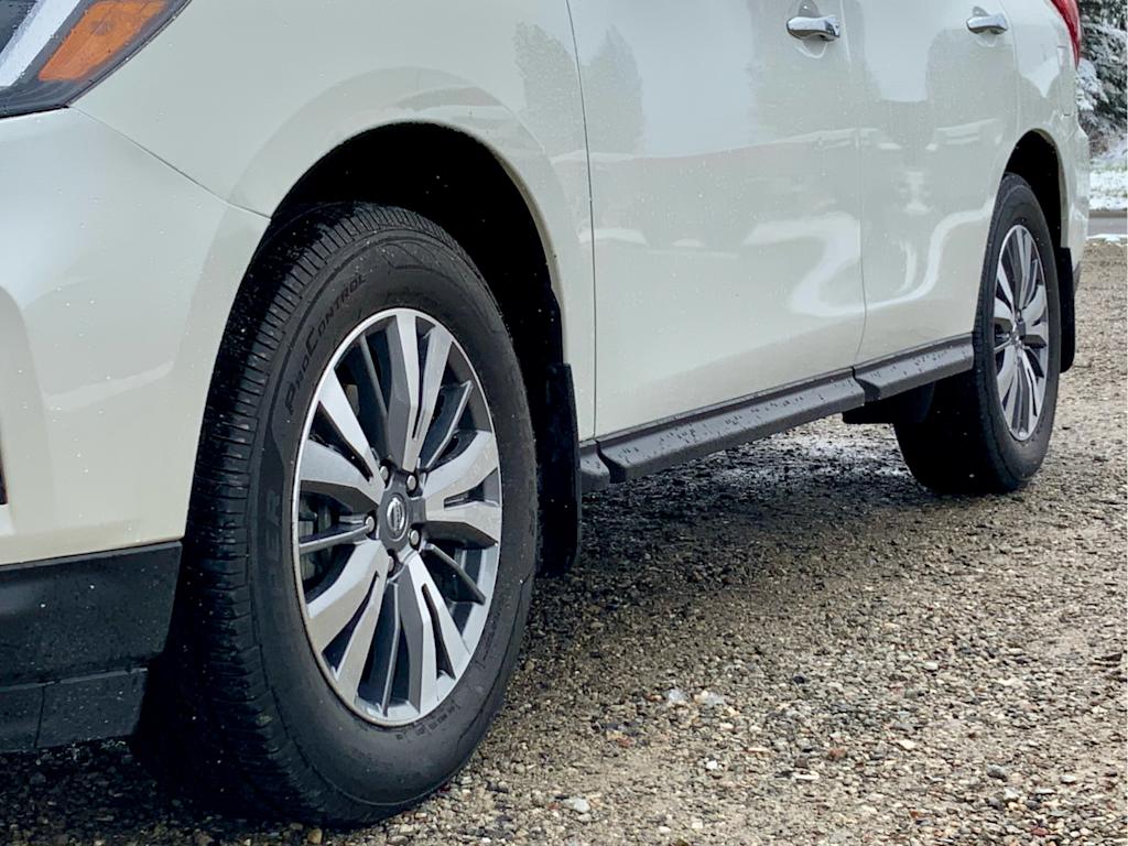 Thumbnail: 2020 Nissan Pathfinder - 28