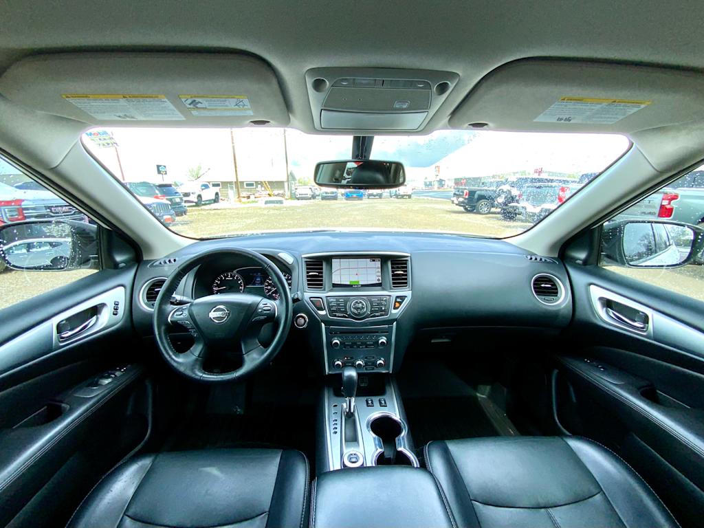 Thumbnail: 2020 Nissan Pathfinder - 2