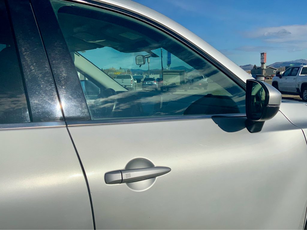 2022 Nissan Pathfinder SV 30