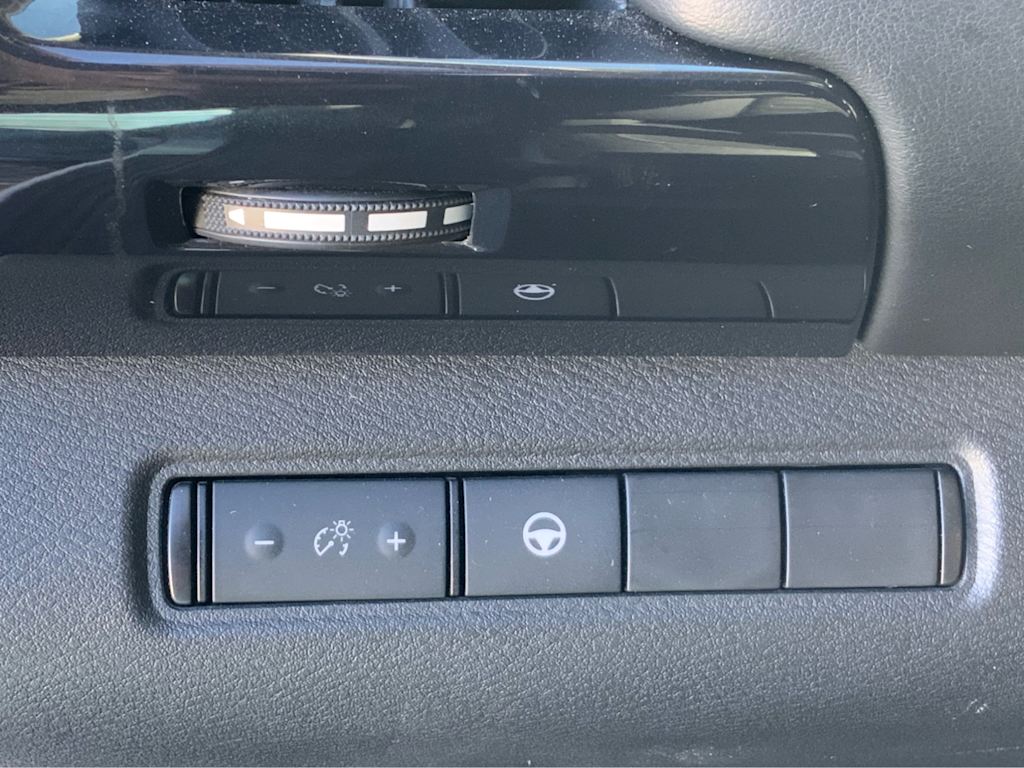 2022 Nissan Pathfinder SV 45