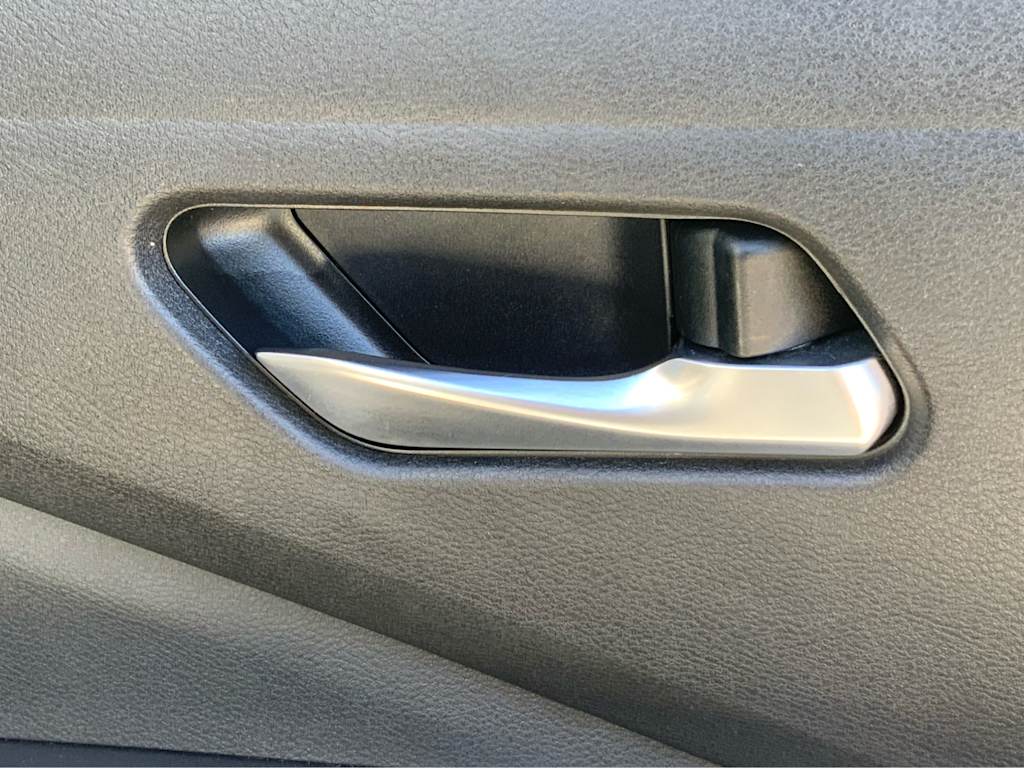 2022 Nissan Pathfinder SV 44