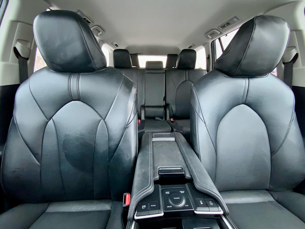 Thumbnail: 2024 Toyota Grand Highlander - 16