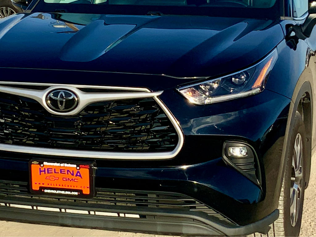 Thumbnail: 2021 Toyota Highlander - 25