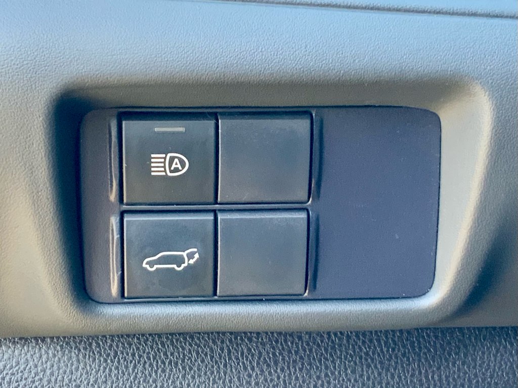 Thumbnail: 2021 Toyota Highlander - 48