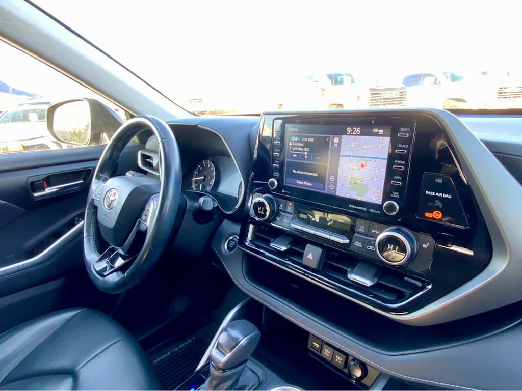 Thumbnail: 2021 Toyota Highlander - 43