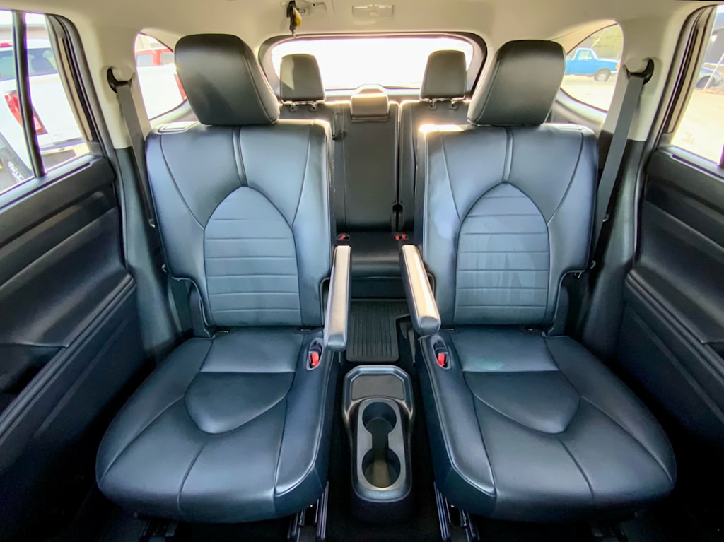 Thumbnail: 2021 Toyota Highlander - 38