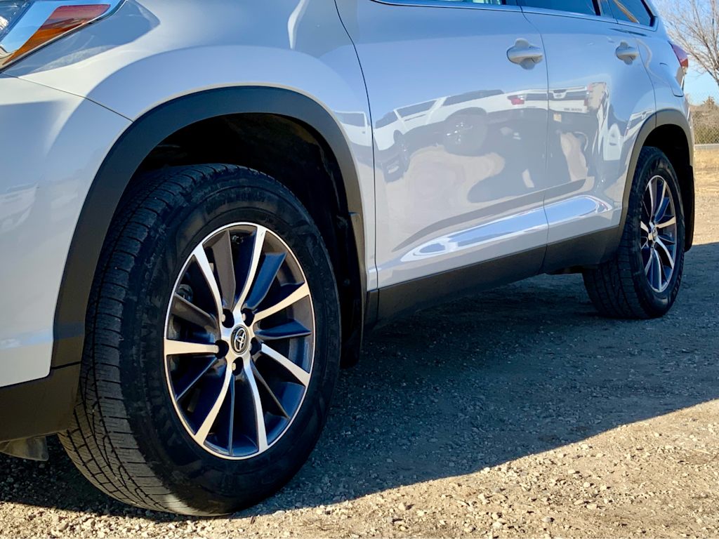 Thumbnail: 2019 Toyota Highlander - 27