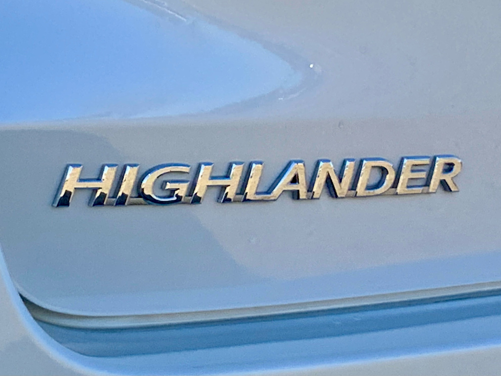 Thumbnail: 2019 Toyota Highlander - 30