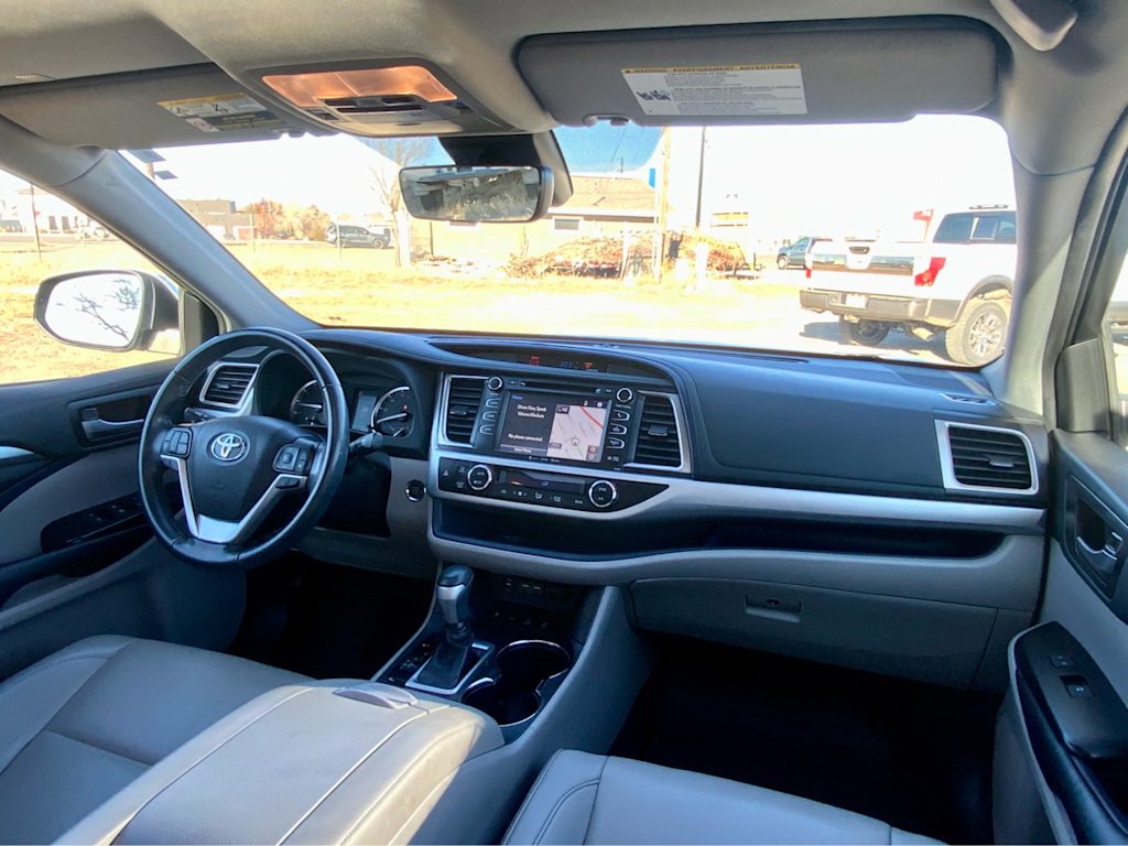 Thumbnail: 2019 Toyota Highlander - 13
