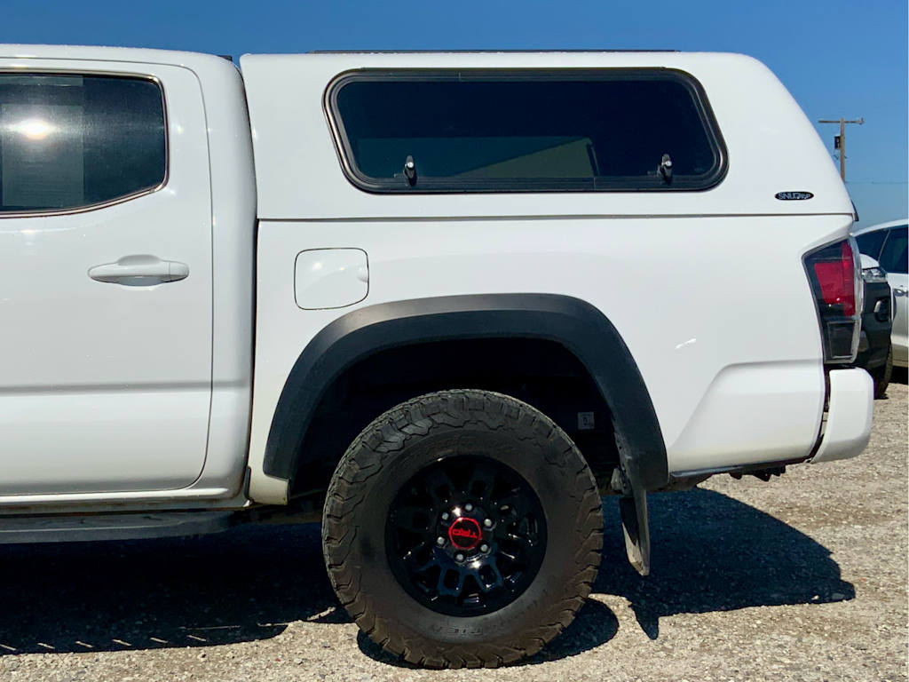 Thumbnail: 2018 Toyota Tacoma - 25