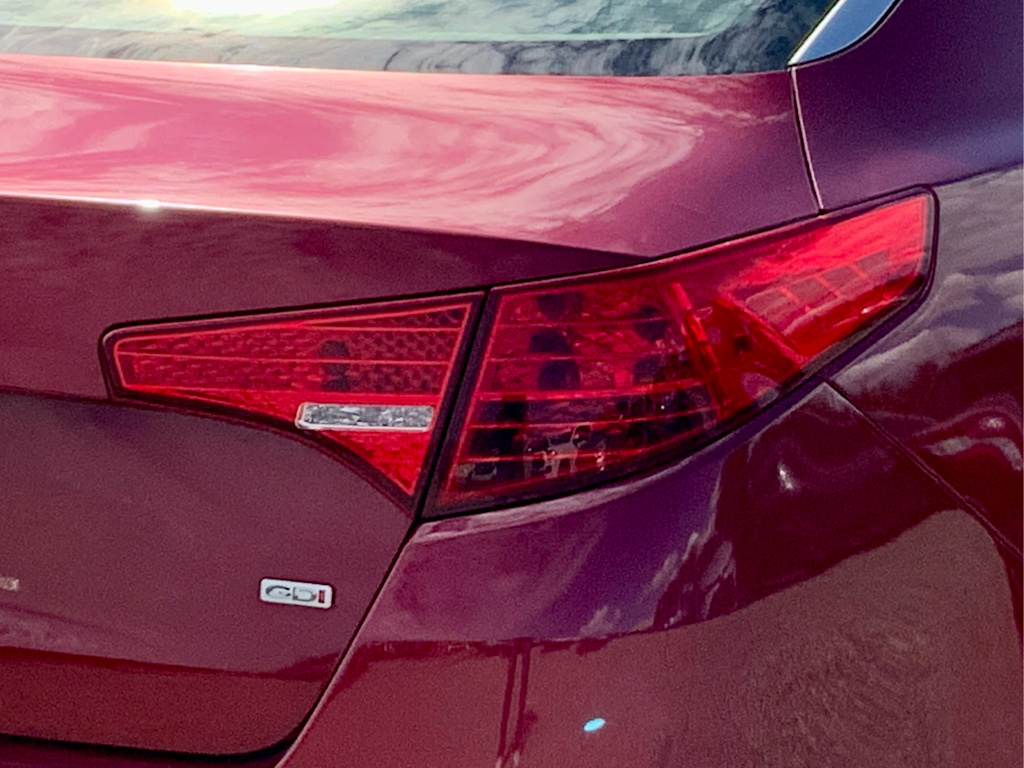 Thumbnail: 2013 Kia Optima - 20
