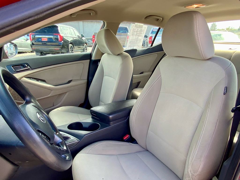 Thumbnail: 2013 Kia Optima - 9