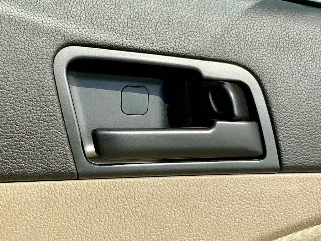 Thumbnail: 2013 Kia Optima - 28