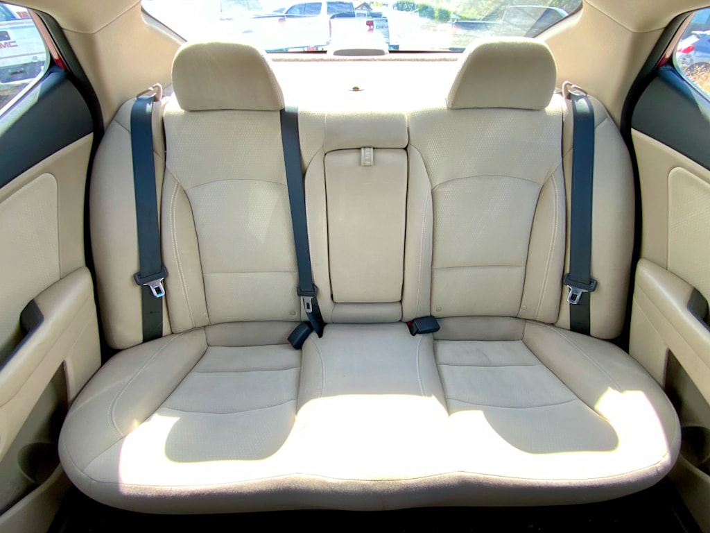 Thumbnail: 2013 Kia Optima - 22