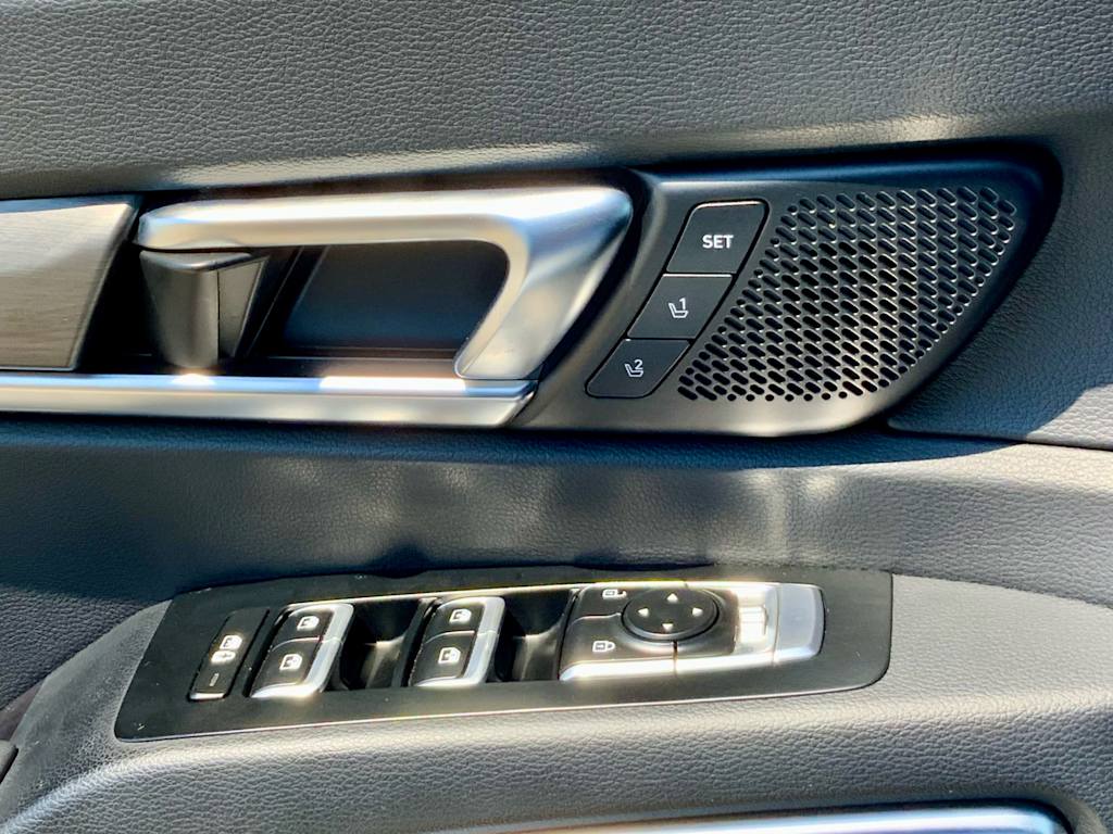 Thumbnail: 2024 Kia Telluride - 37